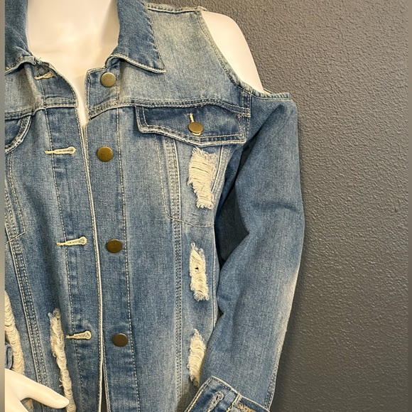 Distressed Denim Jacket Cutout Shoulder Sz Medium - Picture 4 of 9